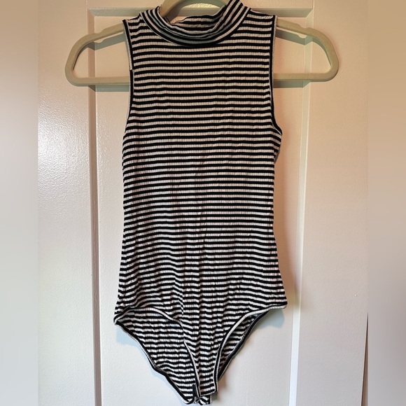Acemi Tops - Stripped turtleneck tank top bodysuit